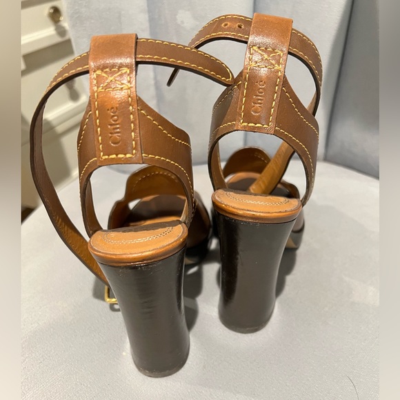 CHLOÉ
Topstitched leather sandals size 37 (US 7, 7.5) - Picture 6 of 11